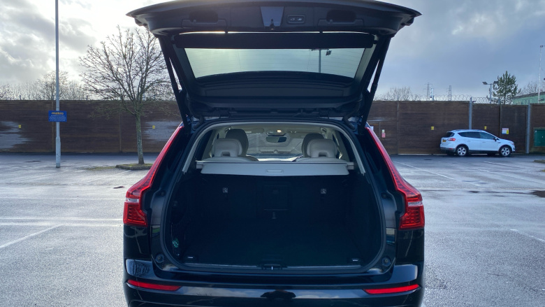 Volvo Xc60 2.0 B4D Inscription 5dr AWD Geartronic Diesel Estate